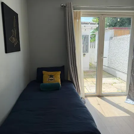 Cosy Triple South 3
